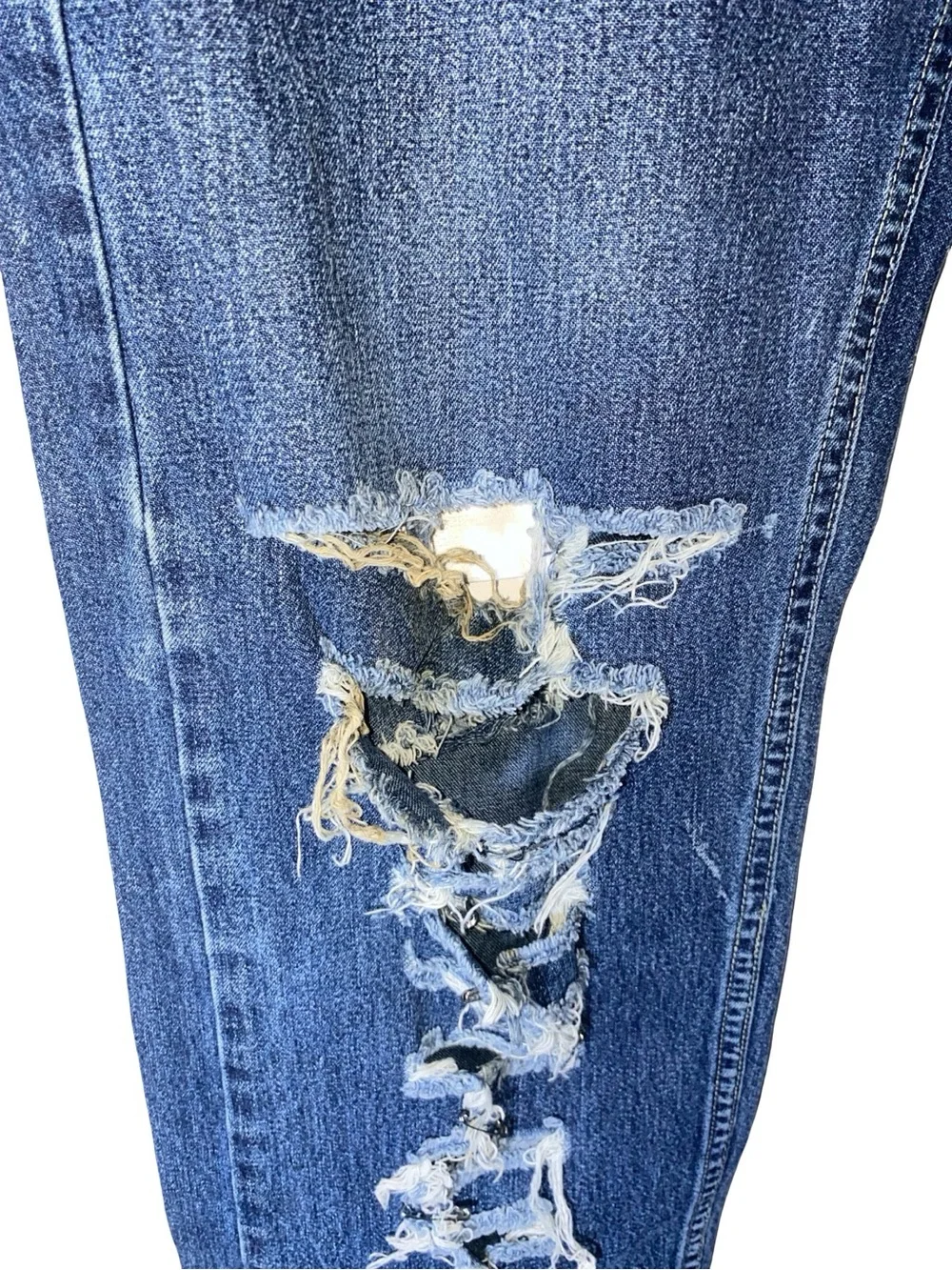 Vintage Levi's SilverTab Custom Thrashed Distressed Red Bandana Jeans Straight